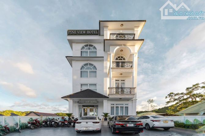 Khách sạn view đồi thông -  mặt tiền Hoàng văn Thụ -  P 5 tp Đalat - 50 tỷ