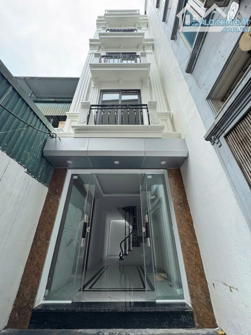 Bán nhà Dương Văn Bé, VĨnh Tuy, 45m2 x 5 tầng, ô tô 20m, GIá: 6,85 tỷ( ctl)