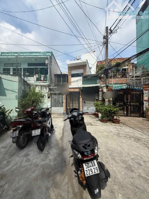 Bán nhà định cư Mỹ - Nguyễn Tất Thành Q4 - 2 tầng 66m2 - Thấp hơn 5Tỷ