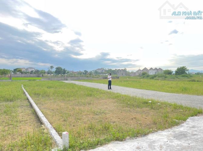 ĐẤT XÓM TRƯỜNG PHÚ NGHI TRƯỜNG CÁCH QUỐC LỘ 46 CHỈ 500M