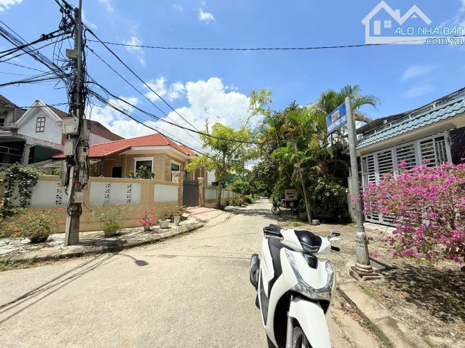 ĐẤT MẶT TIỀN ĐƯỜNG NGUYỄN PHÚC CHU - KQH Hương Long -  1 tỷ 7xx
