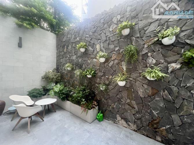 BÁN BIỆT THỰ VIỆT HƯNG, PALM GARDEN 120M2, 5 TẦNG THANG MÁY, GARA Ô TÔ, VỈA HÈ KINH DOANH