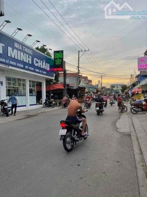 Lô góc vàng giữa chợ Đoàn Thị Kia – mặt tiền ngã ba Ông Xã – chỉ 12 tỷ!