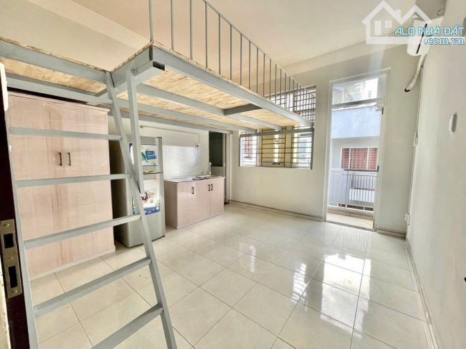 Phòng Có Gác 40m2 Không Giới Hạn Người Ở Ngay Khu Bàu Cát Tân Bình