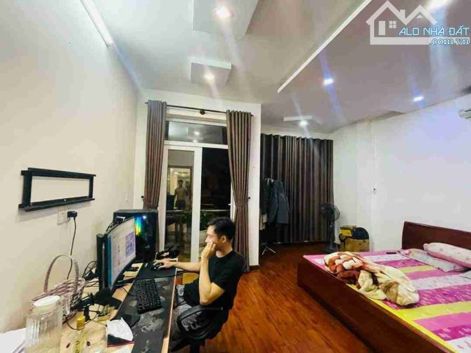 SẬP HẦM! NHÀ 3 TẦNG MẶT TIỀN BÙI XƯƠNG TRẠCH – GẦN NGUYỄN HỮU THỌ, KHUÊ TRUNG,CẨM LỆ