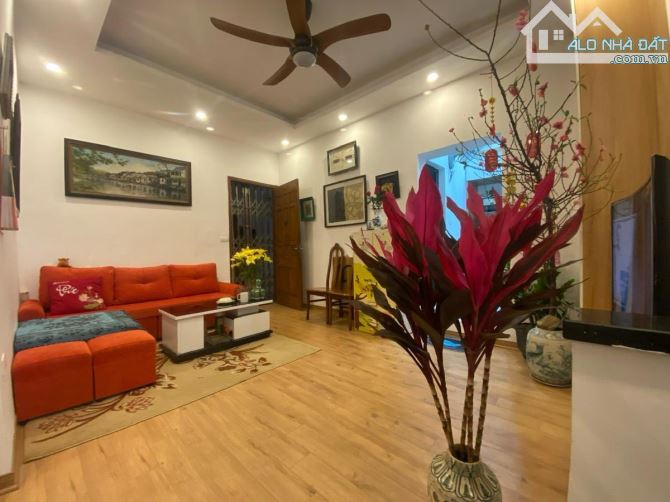 🌟Tập Thể Kim Ngưu_Hai Bà Trưng_Lô  Góc_Tầng 3_100m2 3pn 2b/công chỉ 5,2 tỷ🌟