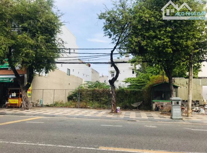Bán Nhà 1 Trệt 2 Lầu Mặt Tiền Đường Phan Chu Trinh 176M2 (7.3x24) - Giá: 37Tỷ
