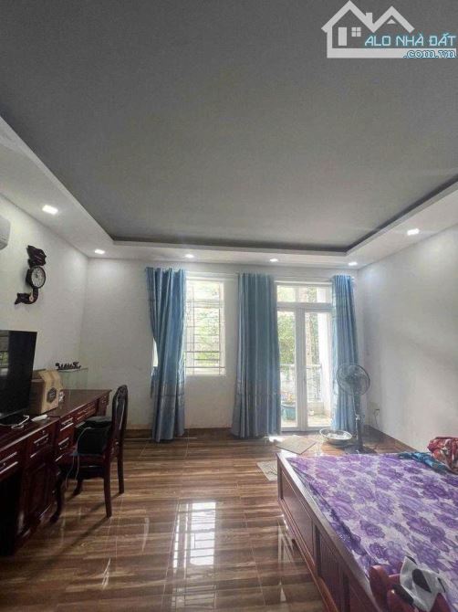 NHÀ BÁN 2 MẶT TIỀN TRƯỚC SAU ĐƯỜNG LÊ TUẤN MẬU DT(4X25)GIÁ 15.5 TỶ