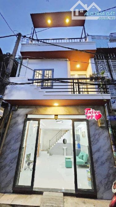 🏠 NHÀ 3 TẦNG MỚI TINH - SHR-HẺM XE HƠI SÁT MẶT TIỀN - FULL NỘI THẤT💰GIÁ 4.5 TỶ(TL)💥