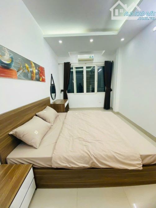 NHÀ ĐẸP CHO GIA ĐÌNH Ở, XÂY CHẮC CHẮN, FULL NỘI THẤT XỊN, Ô TÔ ĐỖ, DT 39M_MT 5,5M _6T_10T