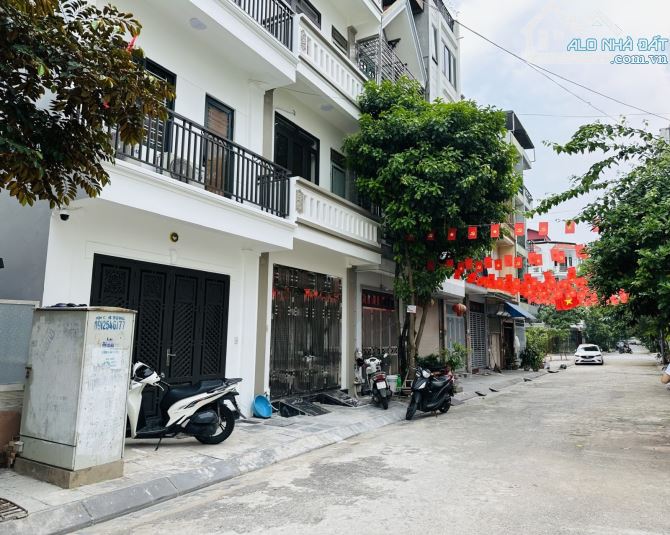 Đất P/ lô TĐC Thanh Am, vỉa hè ô tô tránh, kinh doanh, 75m, MT 5.6m, nhỉnh 16 tỷ