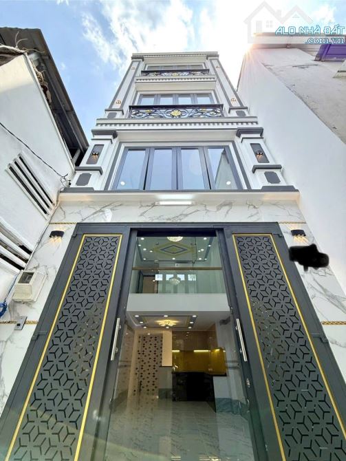 40m2 4 tầng ngay Phan Đăng Lưu Bình Thạnh chỉ hơn 7ty