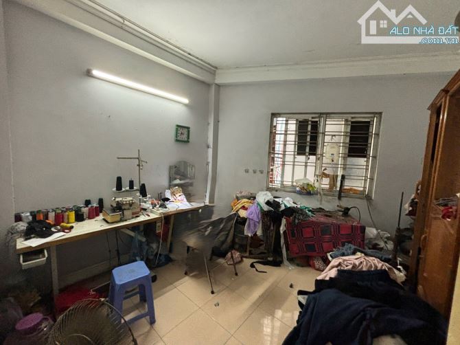LẠC LONG QUÂN 39.8M2, 5 TẦNG, MT 3.7M, 12 TỶ – 2 MẶT THOÁNG, NGÕ THÔNG, NỞ HẬU
