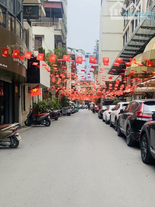 BIỆT THỰ CỔ XÓM HẠ HỒI —GIÁ TRỊ BỀN VỮNG💥DÀNH CHO NGƯỜI ĐẲNG CẤP