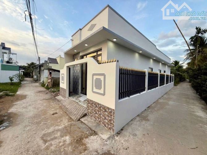 Nhà mới xây dựng 2 mặt tiền hẻm Phước Thạnh, Tp Mỹ Tho, Tiền Giang