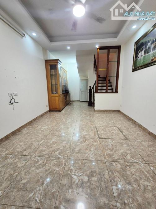 Siêu hot Nguyễn Đức Cảnh.Nhà xây mới, full nội thất 41.4m2 giá 6,1 tỷ