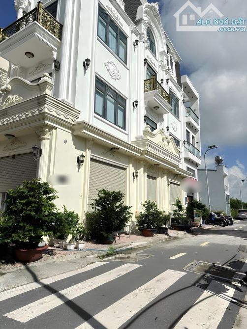 ✌️Siêu  Phẩm TỈNH LỘ 10 -XE HƠI 7M Giá hơn 4️⃣Ty- 2 TẦNG BTCT -Dt 4mx17m
