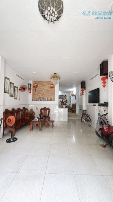 Nhà 4 lầu Đường số 10, Bình Tân - Giá 6.4 tỷ ​Chính chủ bán  nhà tại Đường số 10 bình tân