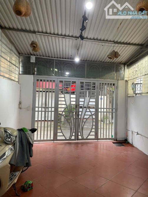 BÁN NHÀ DIỆN TÍCH RỘNG NGÕ 207 TRƯƠNG MỸ PHƯỜNG LÊ THANH NGHỊ TP HẢI DƯƠNG- TP HẢI PHÒNG M