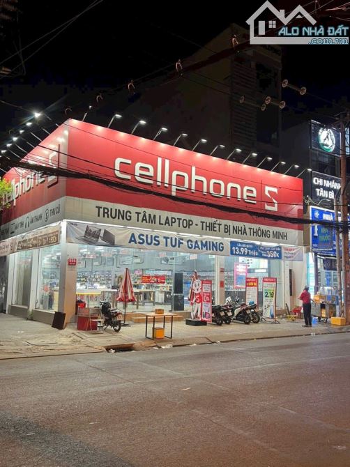 Bán nhà góc 2 mặt tiền Hiền Vương, Phú Thạnh. DT: 6,3 x 16,5m. Khu vực xây cao, vị trí đẹp