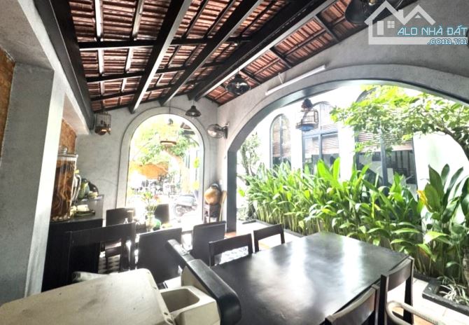 Bán Nhà Sân Vườn-2 Mặt Hẻm Ô Tô Thông Tránh-Lê Văn Chí-374m2-Nhỉnh 16 Tỷ (TL)