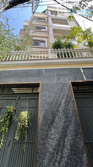HÀNG HIẾM ! Tòa Nhà CHDV đường Phạm Văn Hai | DT: 8 X 20m, 7 Tầng | HĐT  1,2 tỷ/năm |