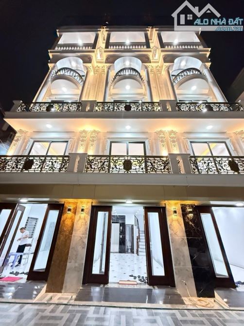 Bán nhà Tư Đình, Bát Khối, 6 tầng, 46m2, gara thang máy, kinh doanh, nhỉnh 13 tỷ