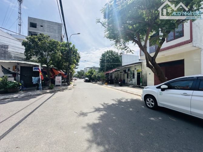 BÁN LÔ ĐẤT MẶT TIỀN VŨ TÔNG PHAN - CÁCH BIỂN 500M