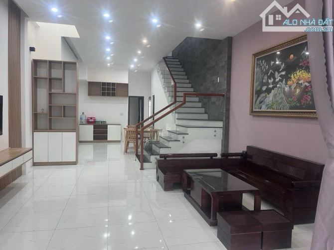 🎉🎉Nhà 3 tầng cực đẹp, rẻ nhất Hoà Xuân- Đầu tư- Tiềm năng 🥰🥰☘️☘️