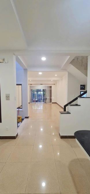 Nhà MT Nguyễn Thái Bình, P4, Tân Bình, DT: 4,6x13m, 4tầng, HĐT:30tr, Giá 18,6tỷ