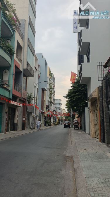 Bán đất mặt tiền Quận 1 , Khu VIP Phường Đa Kao, Q1, diện tích khủng, tiềm năng phát triển