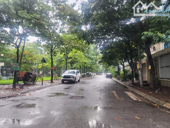 Bán lô đất 3 tầng Võ Cường-Bắc Ninh.dt.82,5m.mt.5m.hướng Bắc.giá:15,5 tỷ
