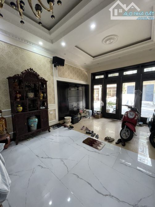 LIỀN KỀ VĂN PHÚ - 5 TẦNG - Ô TÔ - THANG MÁY - KINH DOANH - 100 M2 GIÁ 22,5 TỶ