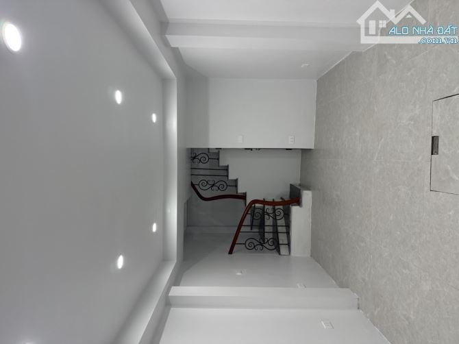 TRUNG TÂM ĐỐNG ĐA - MẶT NGÕ NÔNG THẲNG TẮP - NHÀ ĐẸP - 6 TẦNG - TƯƠNG LAI GIÁ TRỊ