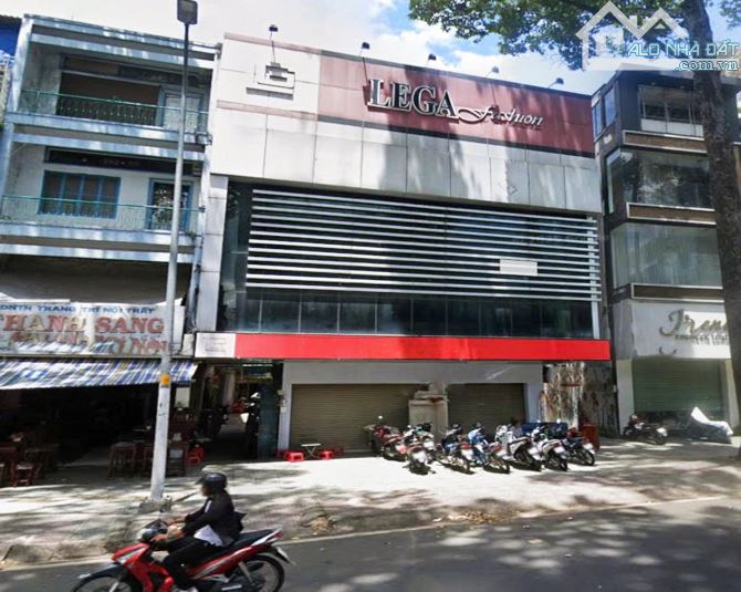 Khan hiếm bán khuôn đất lớn MT Ngô Gia Tự, Quận 10 - Ngang 12x25m - 4 Tầng - Giá 100 tỷ