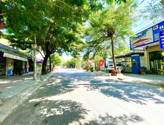 CẦN BÁN NHÀ MT NGUYỄN KHUYẾN 160M2 - ĐỐI DIỆN ĐH SƯ PHẠM - GIÁ ĐẦU TƯ