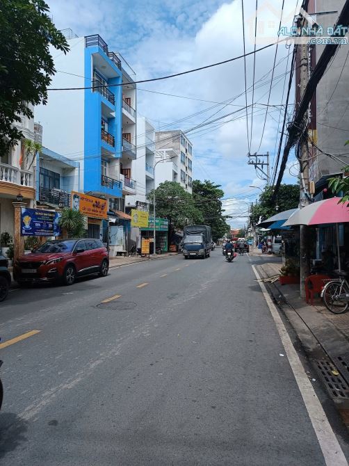 Bán nhà MTKD Nguyễn Hữu Tiến Tân Phú 7x27m đúc 2 lầu ST giá 28 tỷ TL