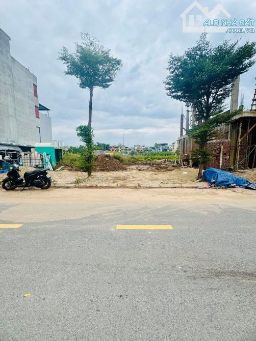 Đấu giá Huỳnh Cung - Thanh Trì 79m đất, mặt tiền 6m, giá 15.6 tỷ thương lượng