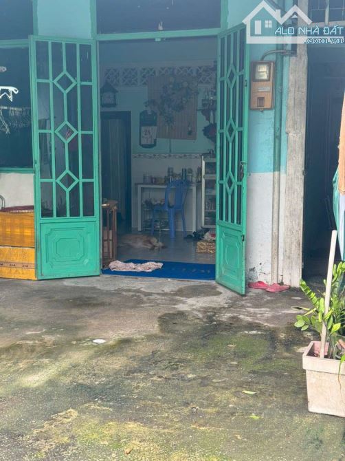 Bán Nhà Huỳnh Thị Hai, 88m2, ngang 5/5.3m Hẻm xe hơi ngủ trong nhà