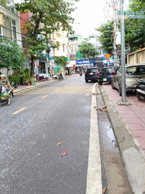Bán nhà -MP Bồ Xuyên,có dòng tiền,nhà rất có lộc làm ăn,2 lô liền kề,DT: 104m,Giá:11.3 tỷ