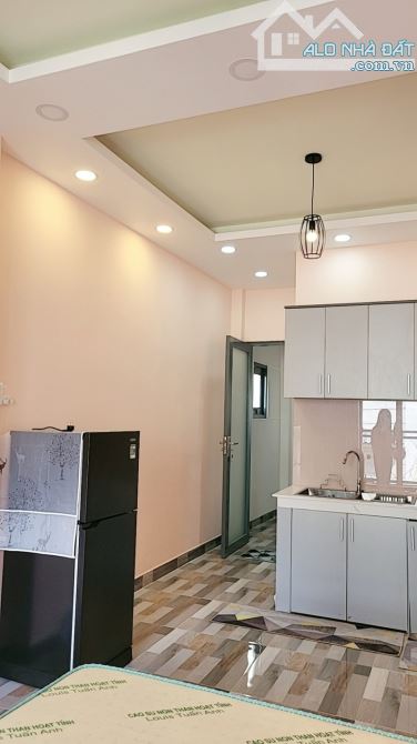 SIÊU PHẨM NHÀ MỚI ĐẸP FULL NỘI THẤT NGAY VÒNG XOAY LÝ THÁI TỔ