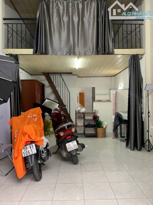 💵  4.15 TỶ – NHÀ CẤP 4 (4.1x9m) CÓ GÁC LỮNG ĐANG CHO THUÊ –  TIỆN CẢI TẠO HOẶC XÂY MỚI –