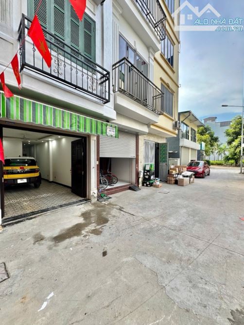 Bán nhà tái định cư gần công viên Ngọc Thụy, 35m2, 7T thang máy, ô tô tránh, KD 12.8 tỷ