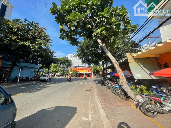 BÁN ĐẤT MẶT TIỀN ĐƯỜNG HUYỀN TRÂN CÔNG CHÚA NGANG 10M VUÔNG VỨC ĐẸP