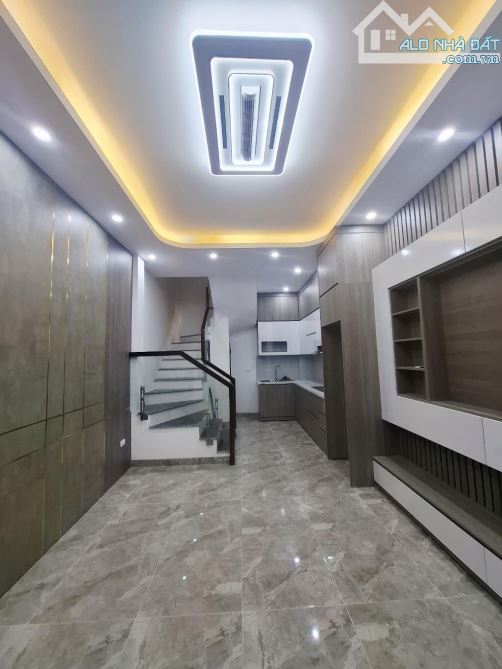 bán nhà bát khối long biên hà nội , vị trí vàng của phố