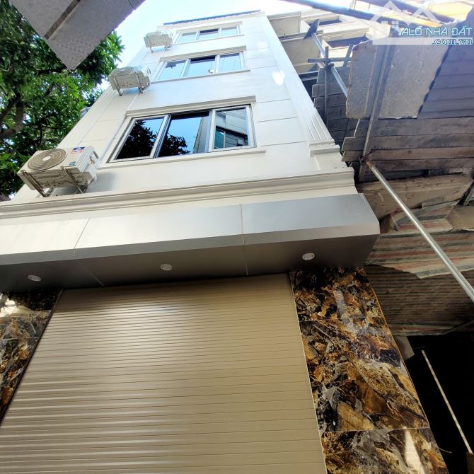 NHÀ HOÀNG QUỐC VIỆT, Ở SƯỚNG, CHỦ XÂY TÂM HUYẾT, DT 35M _MT 3,9M _4T, NHỈNH 7 TỶ TÍ TI