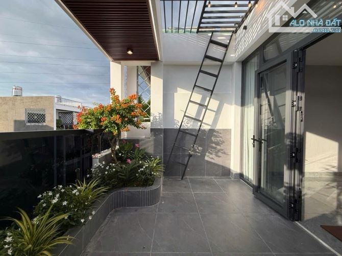 NHÀ 5 Tầng đường THẠNH XUÂN 21 phường THẠNH XUÂN, Q12, dt 62m2 (4mx16m) 💵7,6Tỷ