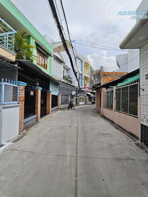 Nhà 6,5 triệu 2 phòng ngủ gần chợ Cả Đài