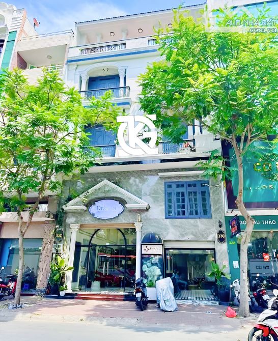 Cho Thuê Nhà Mặt Tiền: 330-332 Cao Thắng - Quận 10 - 8.6x17m, 5 tầng