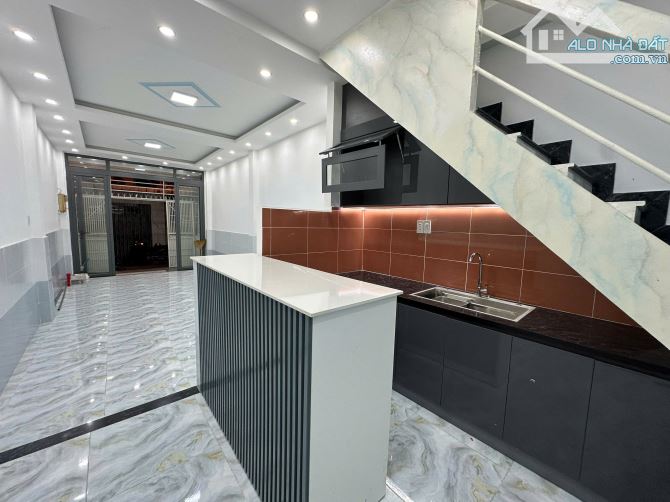 BÁN NHÀ CHÍNH CHỦ THÁI PHIÊN - P1 Q11 - 40M² - GIÁ CỰC MỀM